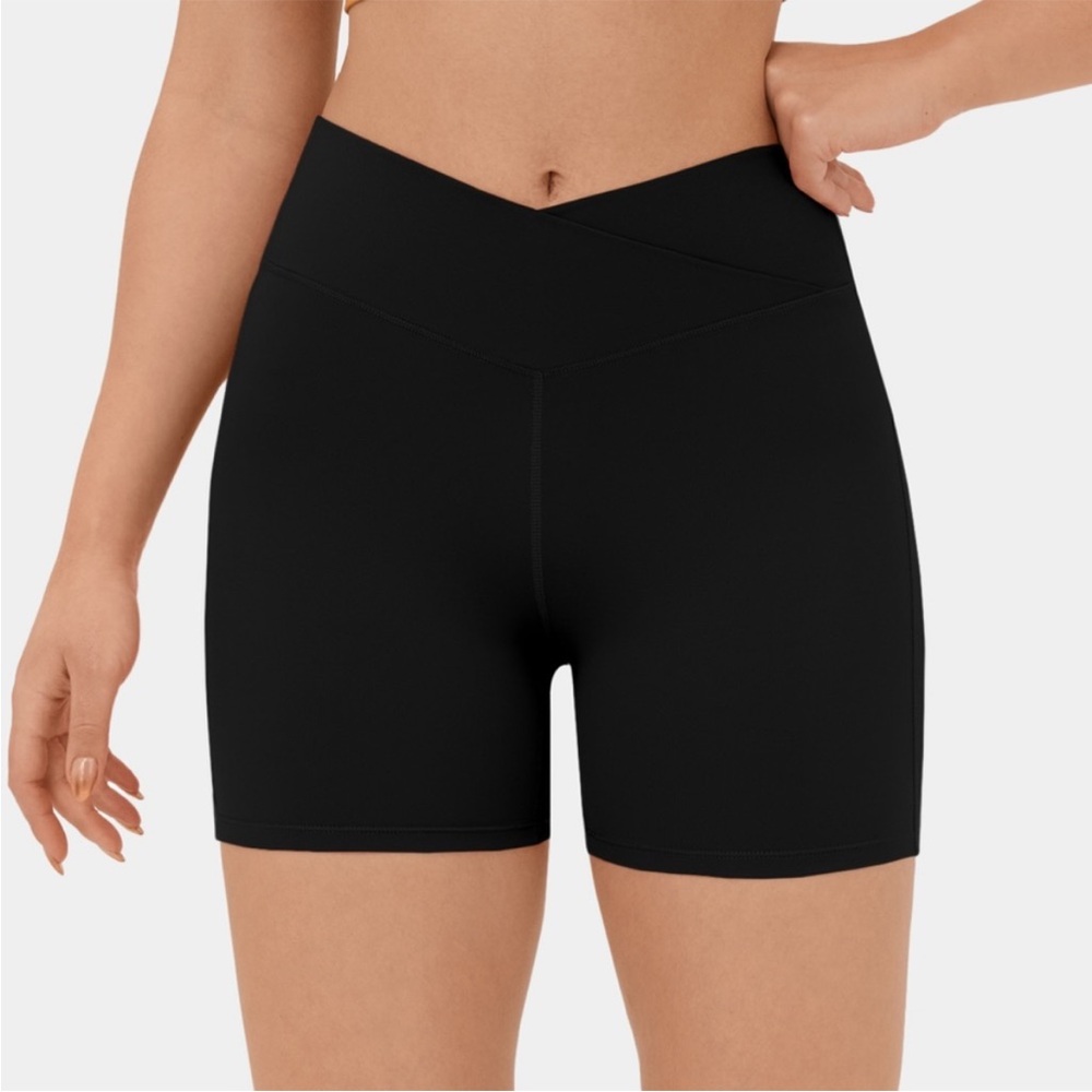 HALARA Women's High Waist Butt Scrunch Shorts